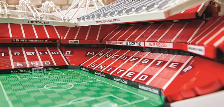 Old Trafford celebra 110 años con un estadio de Lego